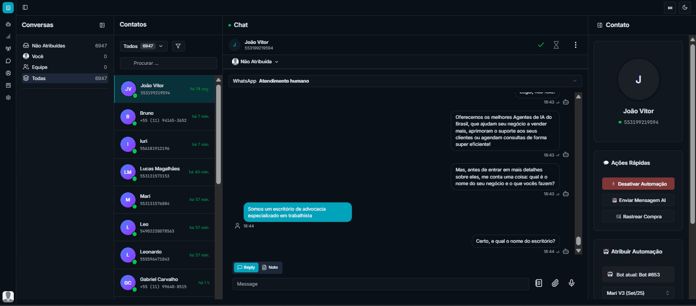 Central de atendimento com conversas em tempo real e ações rápidas